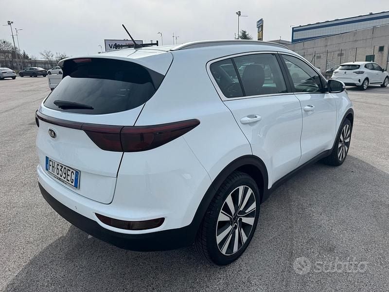 Usata Kia Sportage 115 CV (84 kW) 2017 Bianco SUV