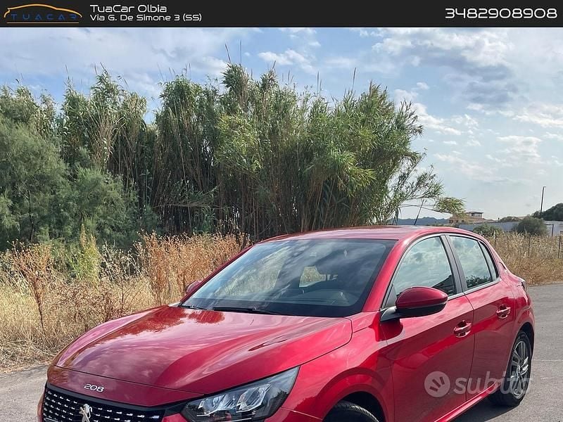 Usata Peugeot 208 Active 102 CV (75 kW) 2021 Rosso Utilitaria