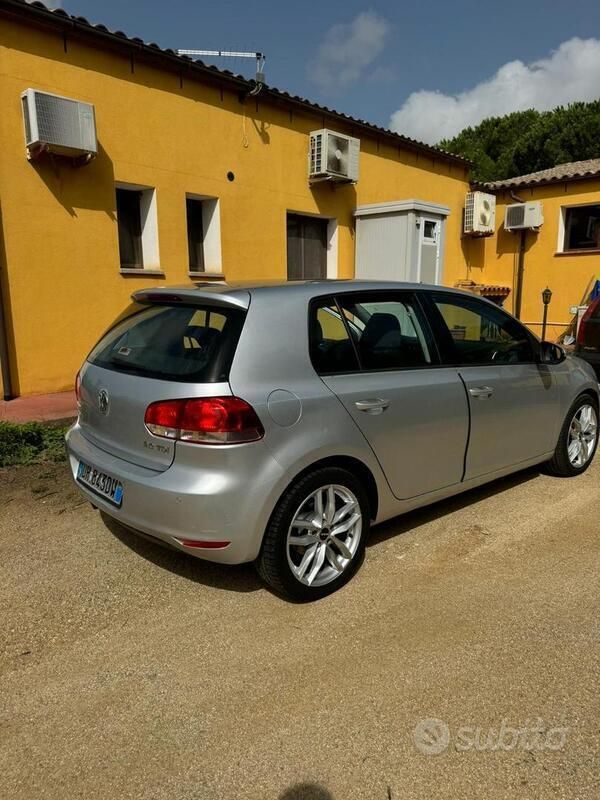 Usata VW Golf VI 140 CV (102 kW) 2009 Grigio Utilitaria