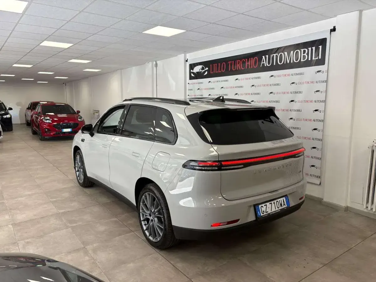 Usata Leapmotor C10 109 CV (80 kW) 2025 Grigio tundra SUV