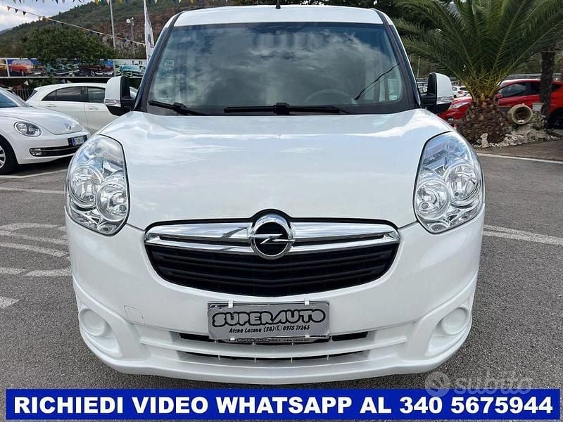 Usata Opel Combo 105 CV (77 kW) 2019 Bianco Monovolume