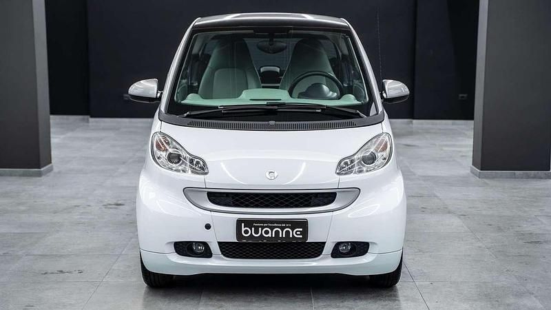 Usata Smart ForTwo Cabrio Passion 71 CV (52 kW) 2011 Bianco Cabrio