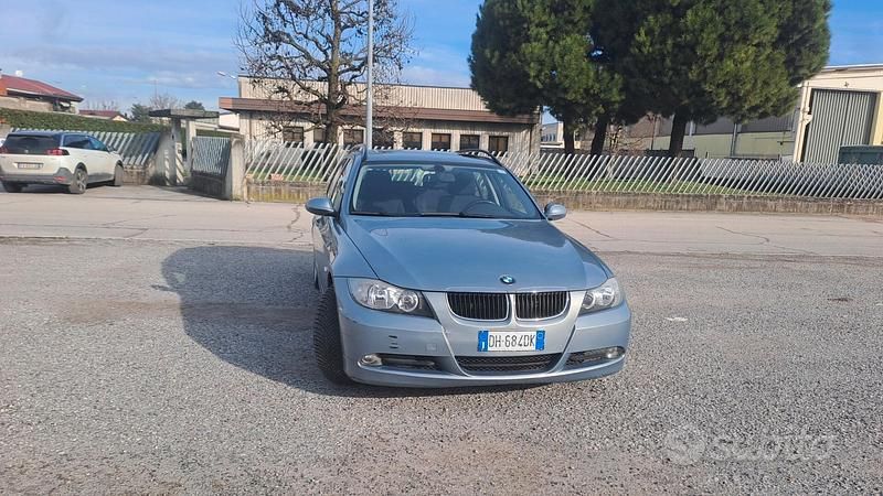 Usata BMW 320 163 CV (119 kW) 2007 Grigio Station wagon