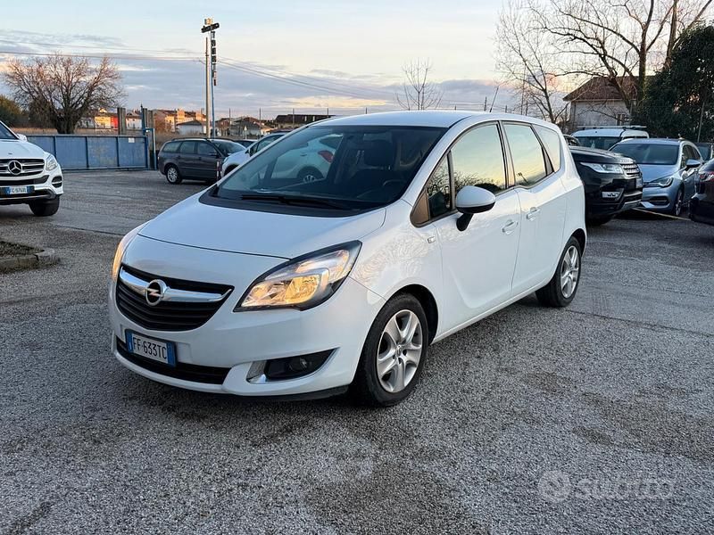 Usata Opel Meriva Cosmo 120 CV (88 kW) 2016 Bianco Monovolume