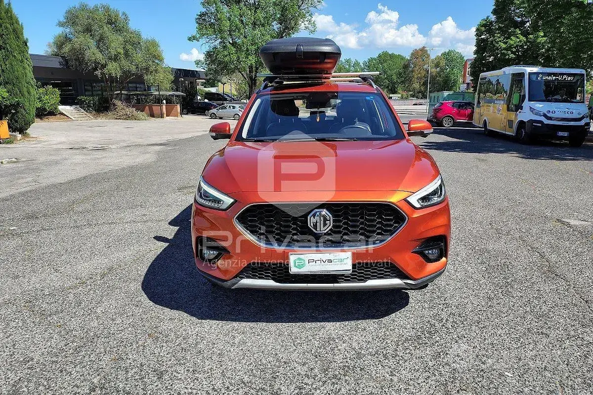 Usata MG ZS Luxury 106 CV (77 kW) 2023 Arancione SUV