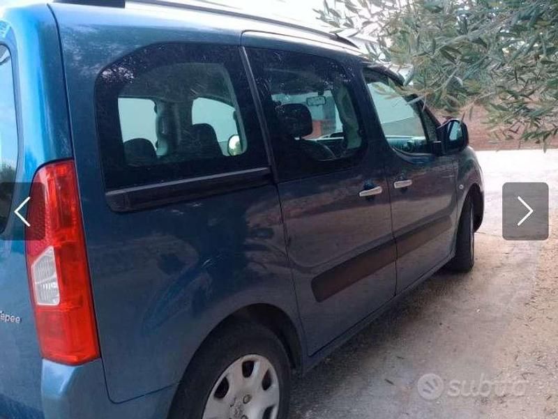 Usata Peugeot TePee Comfort 90 CV (66 kW) 2011 Station wagon