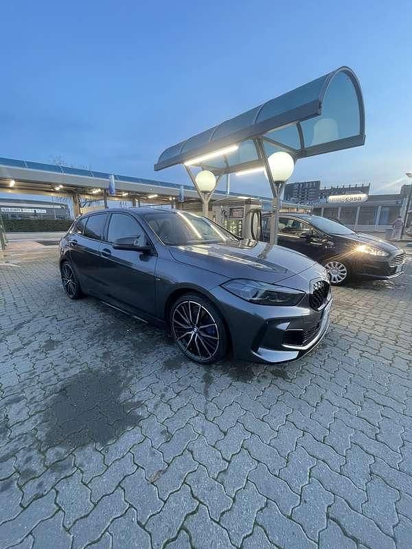 Usata BMW M135 306 CV (225 kW) 2021 Grigio Utilitaria