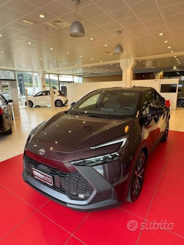 Viola Usata 2024 Toyota C-HR Trend SUV | 29.900 € (Ottimo prezzo) - Immagine 1/4