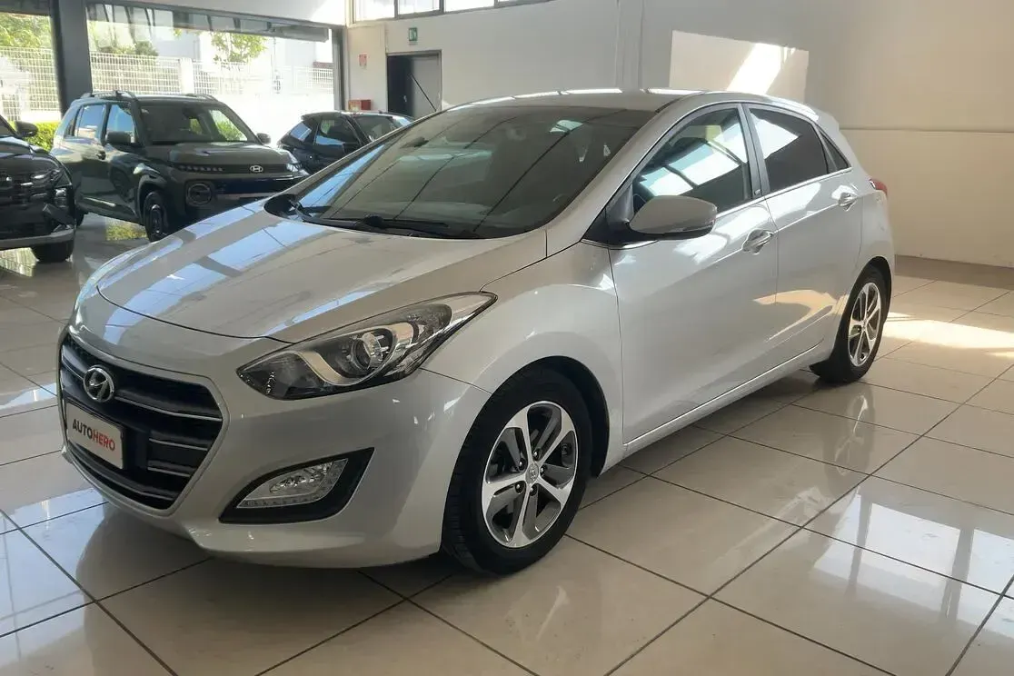 Usata Hyundai i30 GO! 110 CV (80 kW) 2016