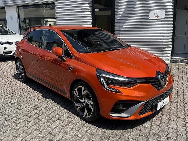 Usata Renault Clio V R.S. 91 CV (66 kW) 2022 Arancione Berlina