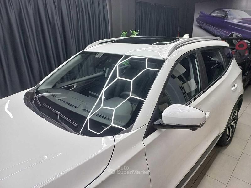 Nuova EMC SEI 114 CV (83 kW) 2026 Bianco SUV