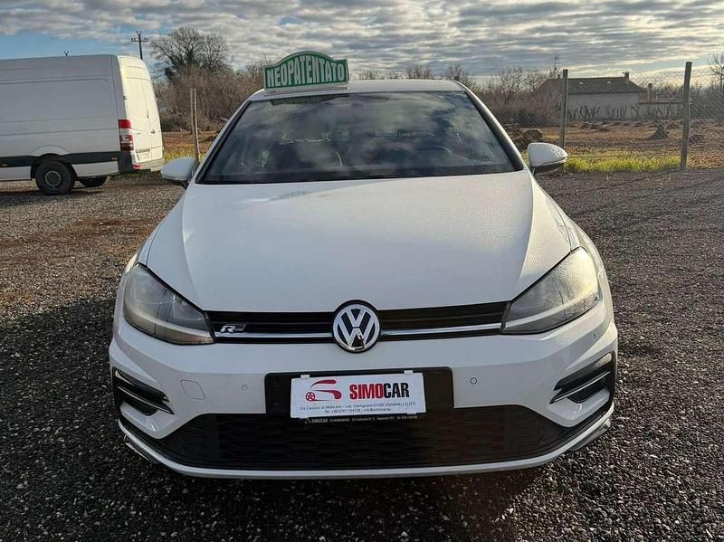 Usata VW Golf VII Sportline 116 CV (85 kW) 2018 Bianco Berlina
