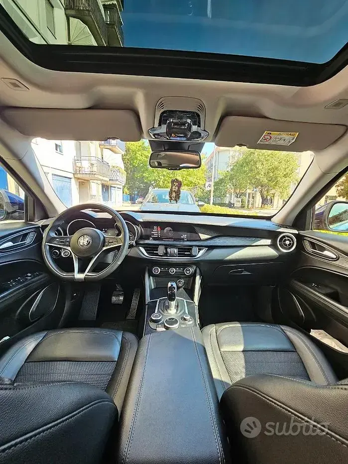 Usata Alfa Romeo Stelvio 190 CV (139 kW) 2019 Bluazzurro SUV