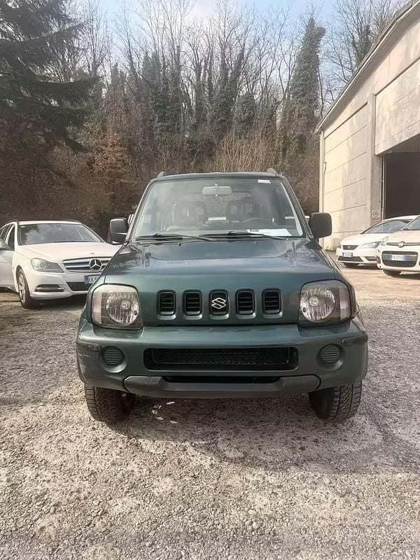 Usata Suzuki Jimny 81 CV (59 kW) 2001 Verde SUV