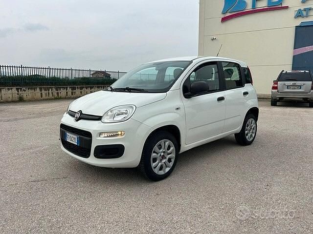 Usata Fiat Panda Easy 84 CV (61 kW) 2019 Bianco Utilitaria