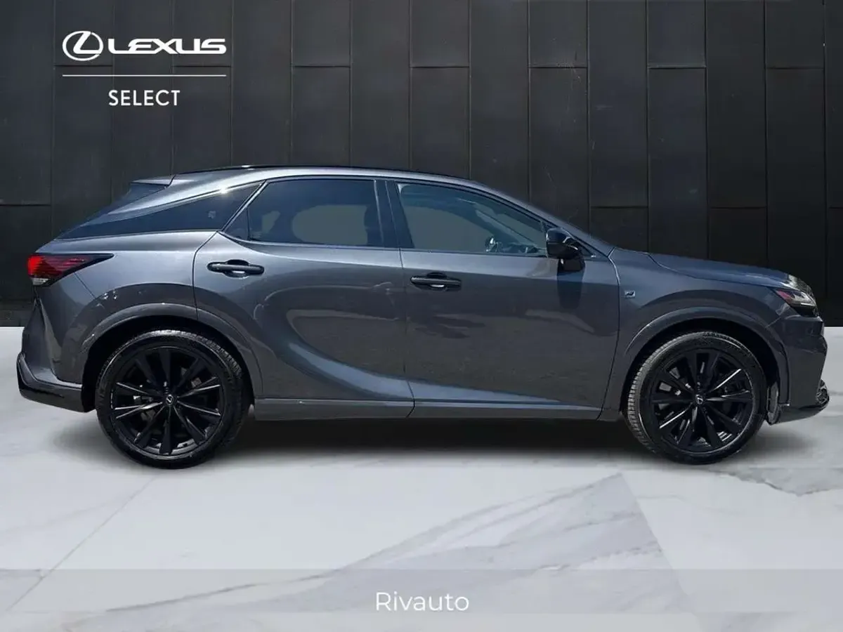 Usata Lexus RX350 Sport Line 371 CV (272 kW) 2023 Grigio SUV