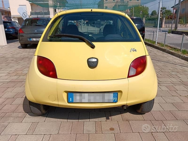 Usata Ford Ka Collection 69 CV (50 kW) 2001 Giallo Utilitaria