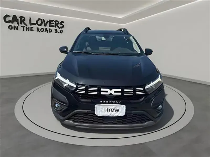 Usata Dacia Sandero Expression 101 CV (74 kW) 2024 Nero Utilitaria