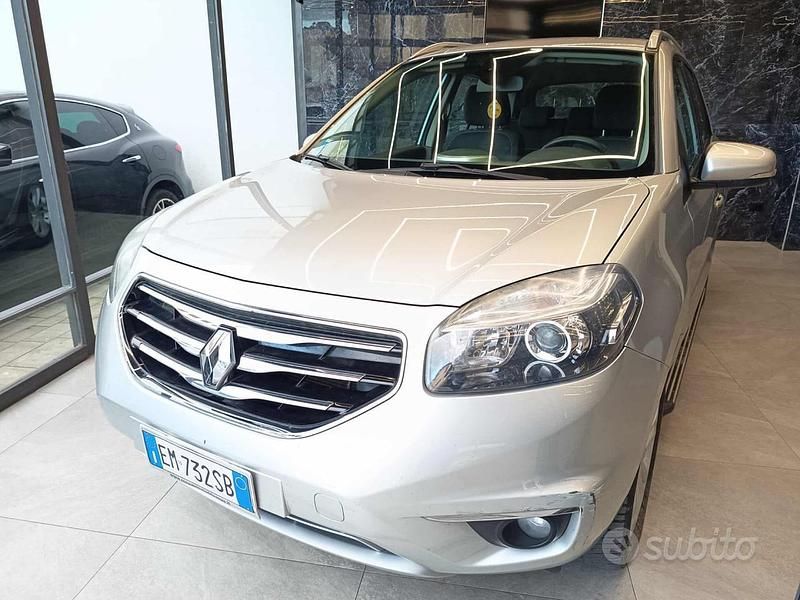 Usata Renault Koleos Dynamique 150 CV (110 kW) 2012 Grigio scuro SUV