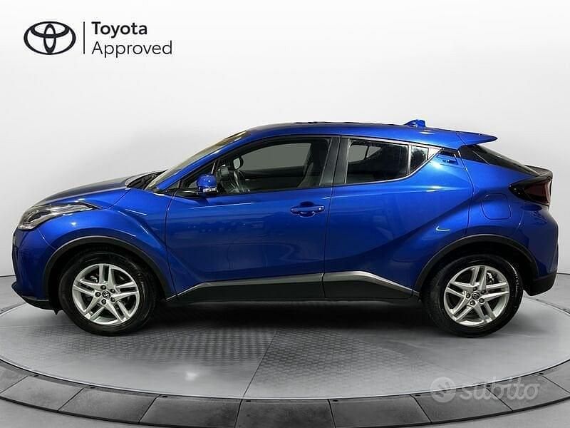 Usata Toyota C-HR Business Edition 122 CV (89 kW) 2022 Blu SUV