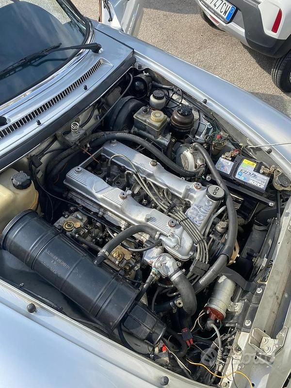 Usata Alfa Romeo Spider 106 CV (77 kW) 1990 Grigio Cabrio