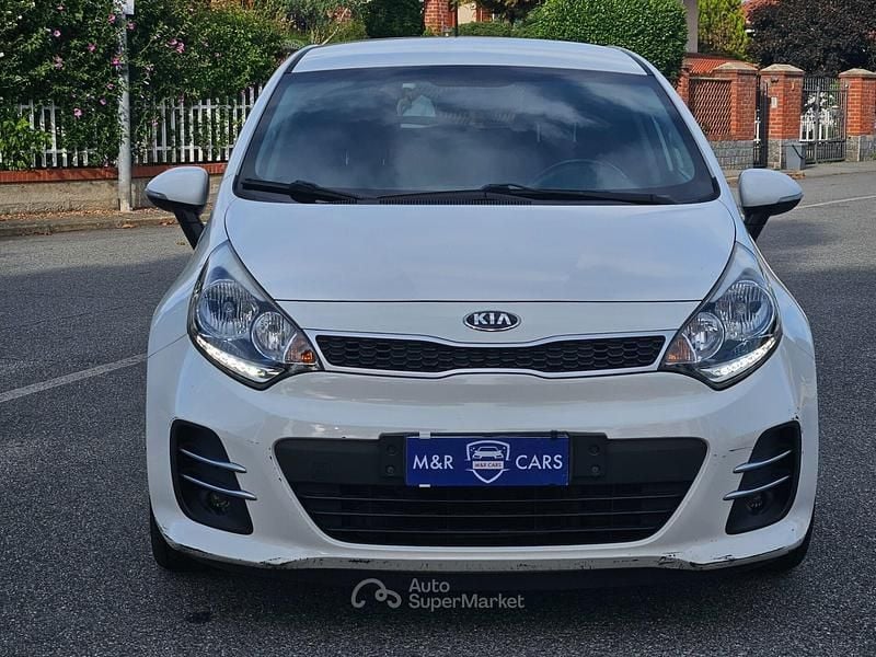 Usata Kia Rio Active 75 CV (55 kW) 2016 Bianco Berlina