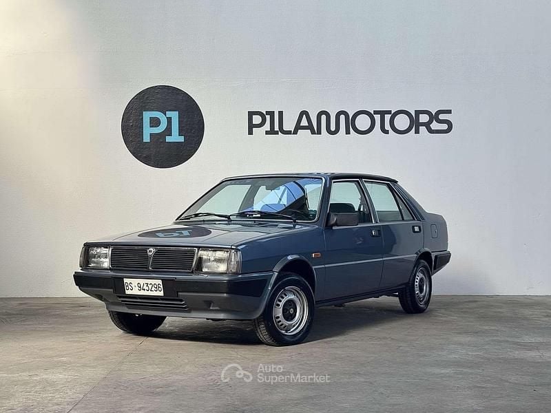 Usata Lancia Prisma 77 CV (56 kW) 1986 Blu/azzurro Berlina