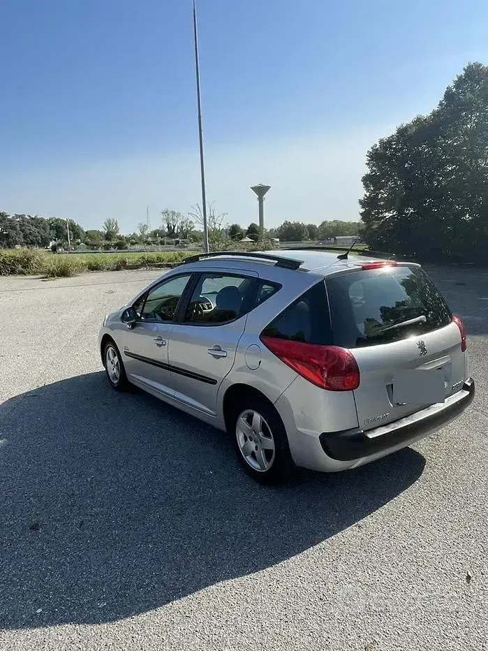 Usata Peugeot 207 Sport 95 CV (69 kW) 2009 Grigio Station wagon