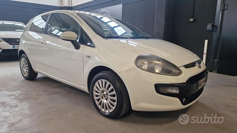 Usata Fiat Punto Evo Active 69 CV (50 kW) 2011 Bianco Utilitaria