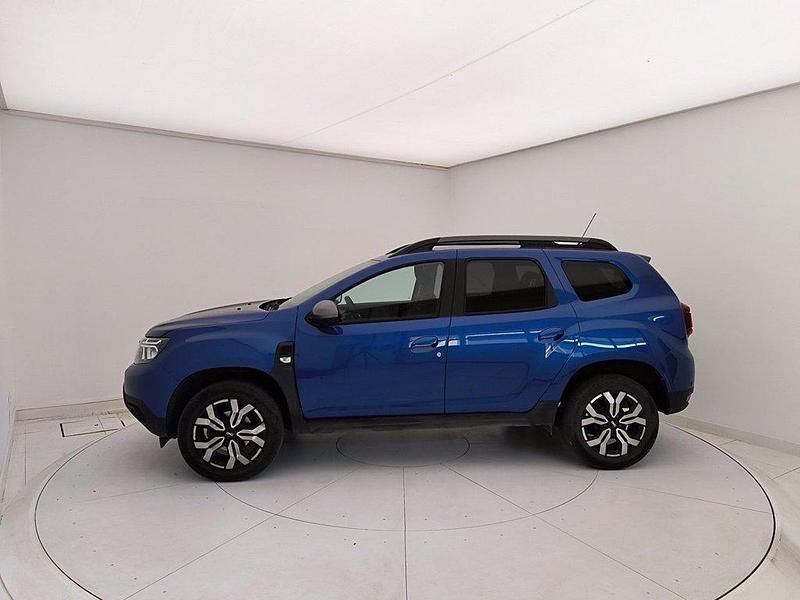 Usata Dacia Duster Journey 101 CV (74 kW) 2023 Blu scuro SUV
