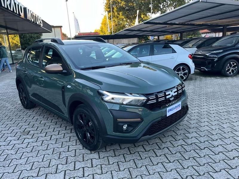 Nuova Dacia Sandero Extreme 101 CV (74 kW) 2025 Verde Utilitaria