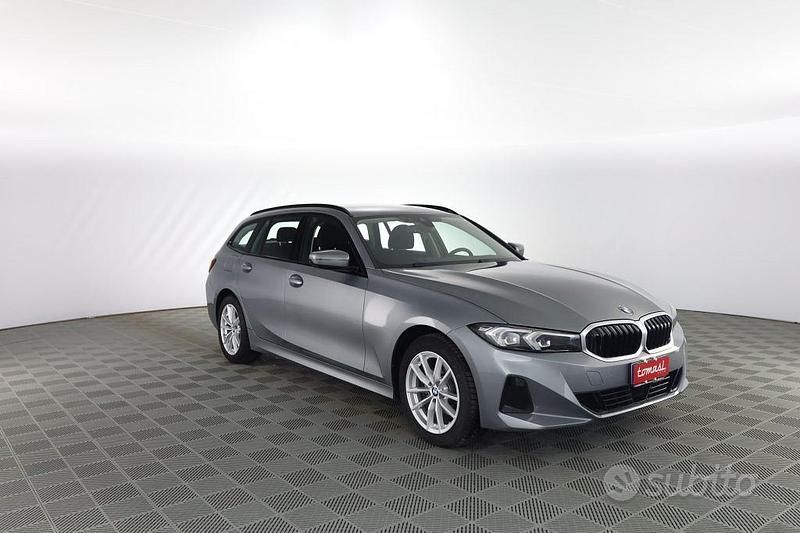 Begagnad BMW 320e Efficient Dynamics 190 HK (139 kW) 2023 Grå Kombi