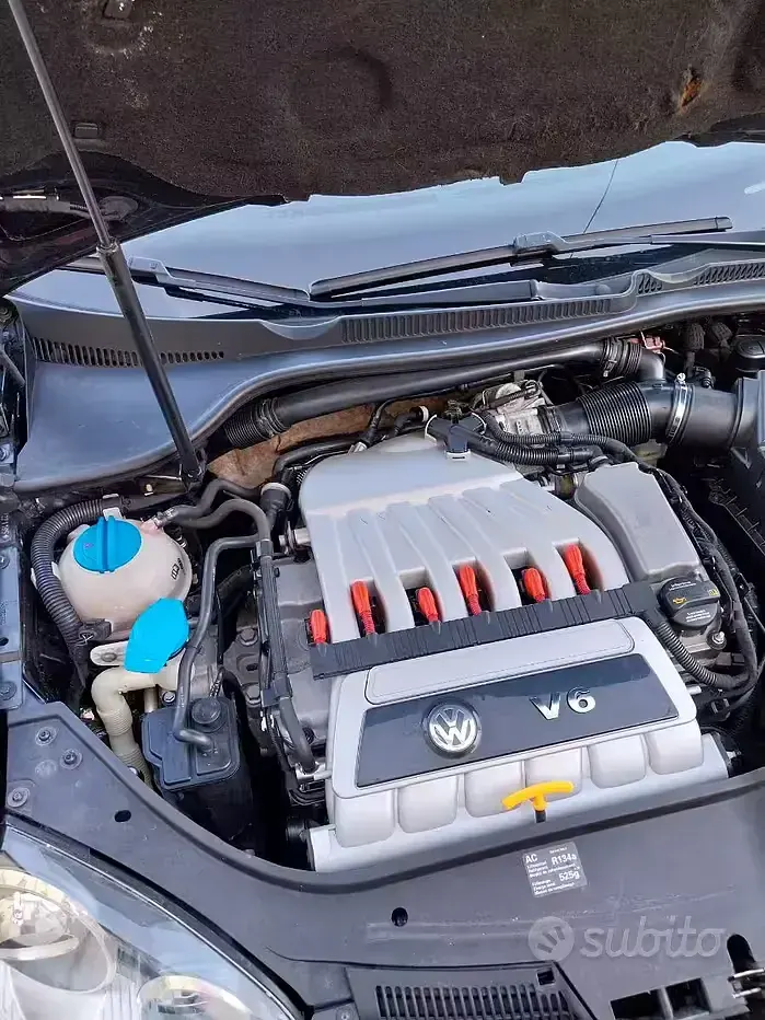 Usata VW Golf V R 250 CV (183 kW) 2007 Nero Berlina