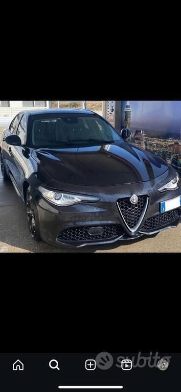 Usata Alfa Romeo Giulia 210 CV (154 kW) 2018 Nero Berlina