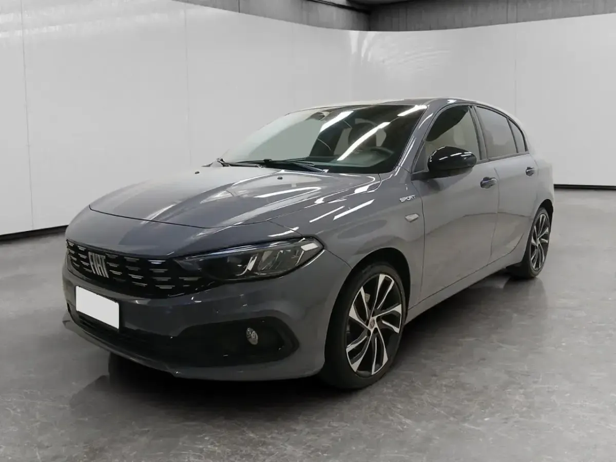 Usata Fiat Tipo Sport 130 CV (95 kW) 2021 Berlina