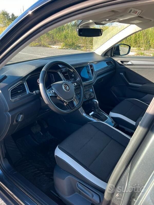Usata VW T-Roc Sport 150 CV (110 kW) 2021 Grigio SUV