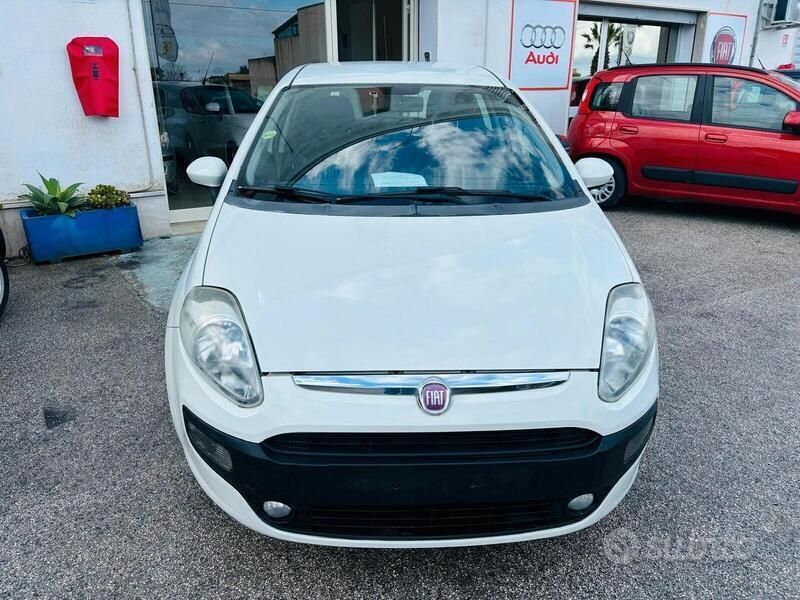Usata Fiat Punto Evo Active 75 CV (55 kW) 2010 Bianco Utilitaria