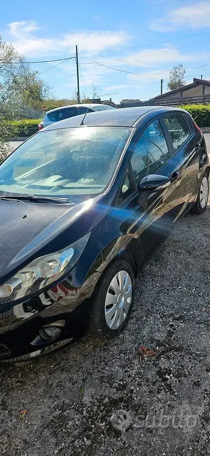 Usata Ford Fiesta 82 CV (60 kW) 2009 Nero Berlina