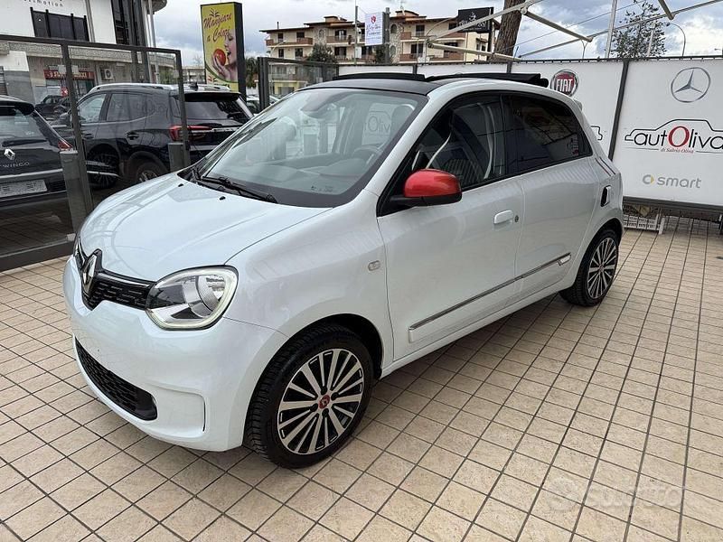 Begagnad Renault Twingo SE 69 HK (50 kW) 2020 Grå Halvkombi