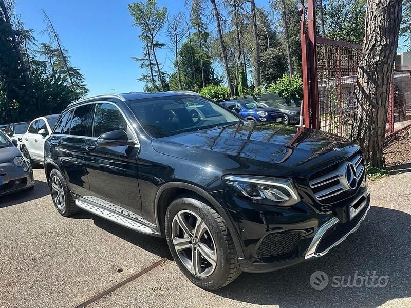 Usata Mercedes GLC250 204 CV (150 kW) 2017 Nero Station wagon