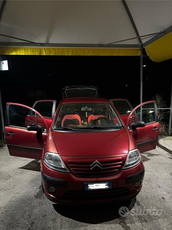 Rosso Usata 2003 Citroën C3 Tre volumi | 3300 € (Molto cara) - Immagine 1/4