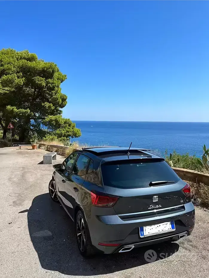 Usata Seat Ibiza FR 110 CV (80 kW) 2023 Grigio Utilitaria