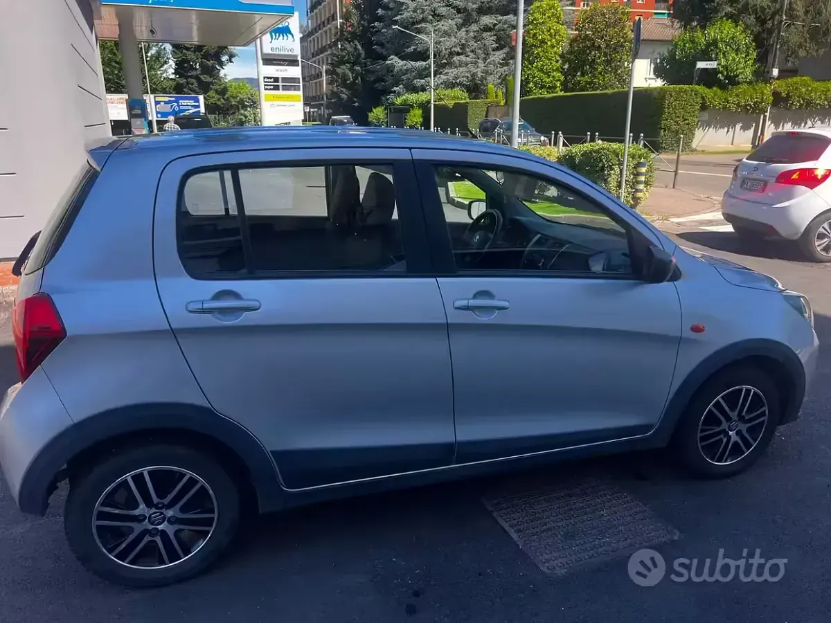 Usata Suzuki Celerio Style 68 CV (50 kW) 2016 Grigio Utilitaria