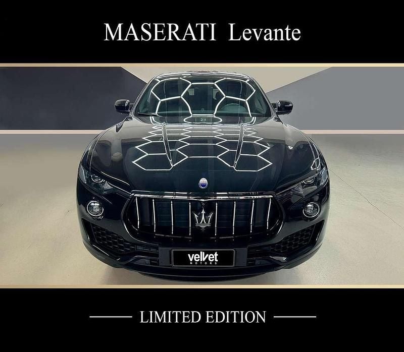Usata Maserati Levante 250 CV (183 kW) 2016 Nero SUV