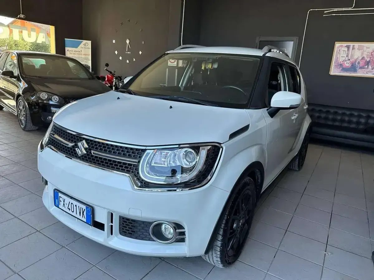 Usata Suzuki Ignis 90 CV (66 kW) 2019 Bianco SUV