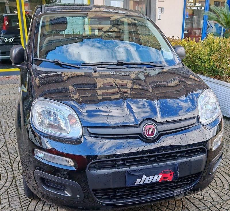 Usata Fiat Panda Easy 69 CV (50 kW) 2020 Nero Utilitaria