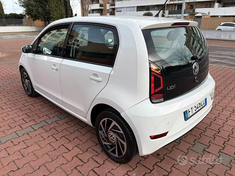 Usata VW up! 59 CV (43 kW) 2019 Bianco Utilitaria