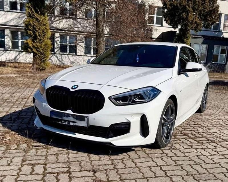 Usata BMW 118 M Sport 150 CV (110 kW) 2021 Bianco Utilitaria