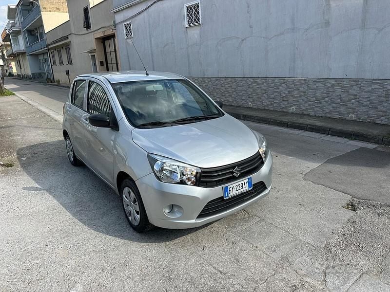 Usata Suzuki Celerio 68 CV (50 kW) 2014 Grigio Utilitaria