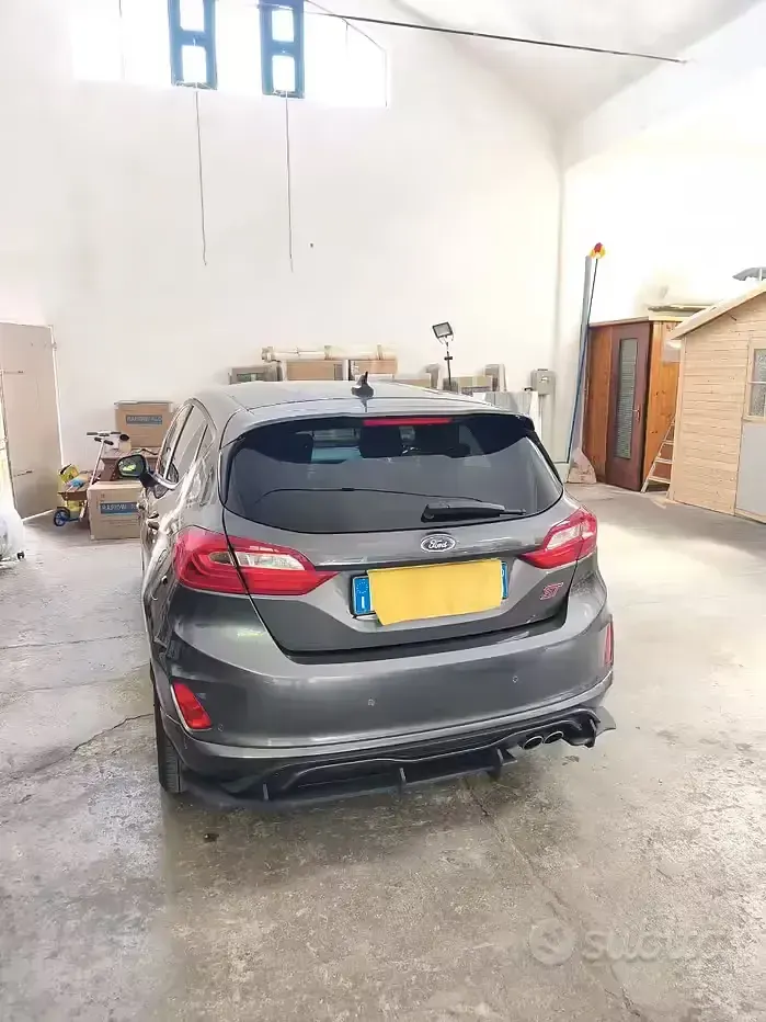 Usado Ford Fiesta Performance Edition 200 HP (147 kW) 2019 Citadino